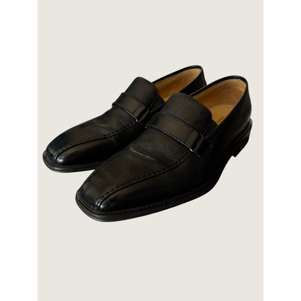 Johnston & Murphy Brass Boot black leather loafers. Genuine goatskin lining 8.5
